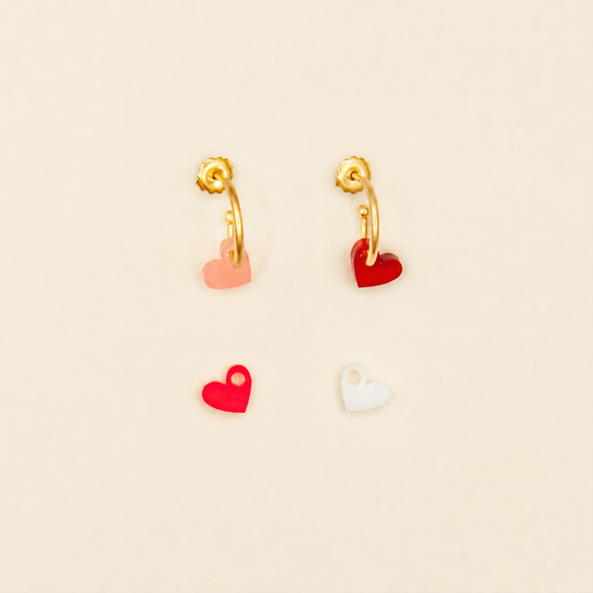 Tiny Corazones Earrings